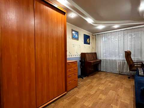 квартира за адресою Українська вул., 63