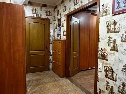 квартира за адресою Українська вул., 63