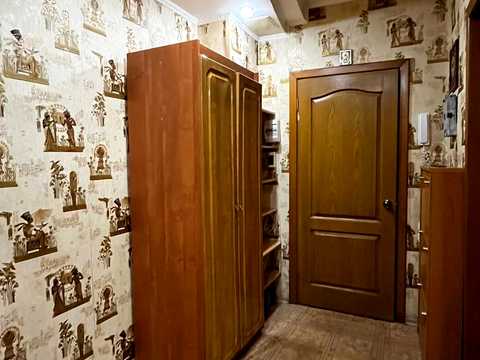квартира за адресою Українська вул., 63