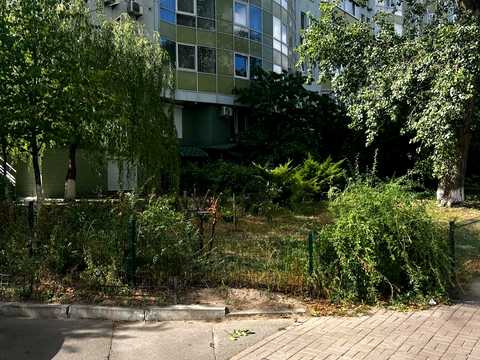 комерційна за адресою Коломийський пров., 17/31а