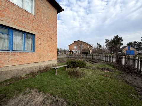 квартира за адресою Центральна, 18