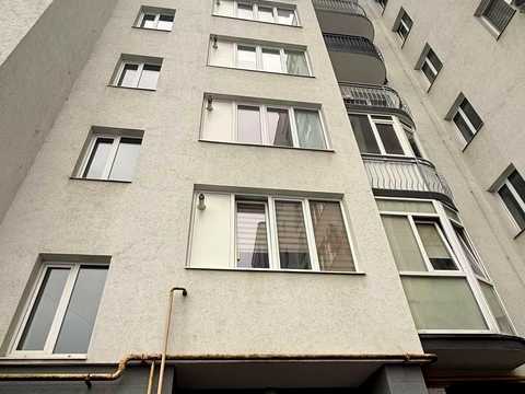 квартира за адресою Олександра Довженка вул., 63