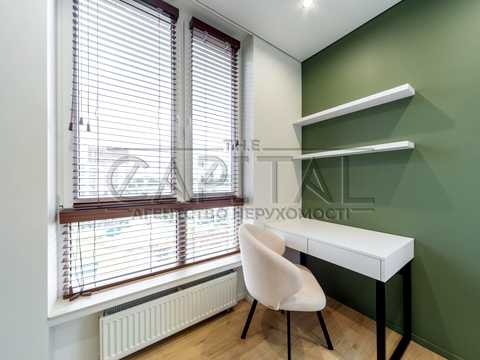 квартира за адресою Салютна вул., 2к20