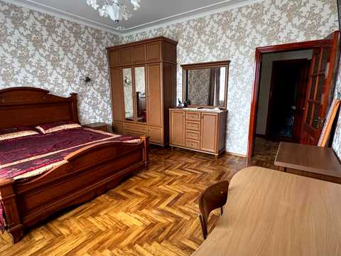 будинок за адресою 44-та лінія вул.