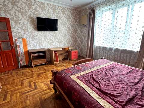будинок за адресою 44-та лінія вул.