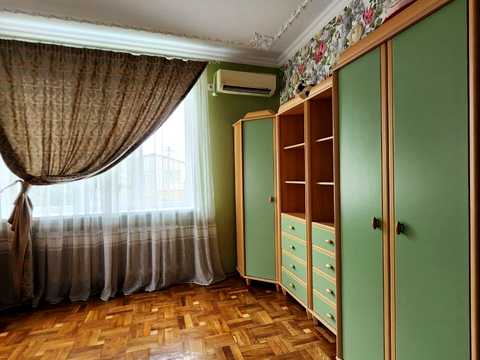 будинок за адресою 44-та лінія вул.