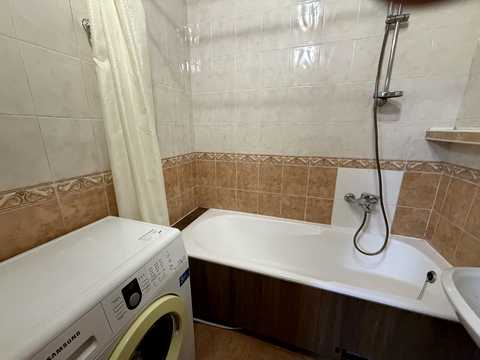 квартира за адресою Миколи Садовського вул., 12