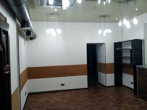 комерційна за адресою Київ, Саксаганського вул., 103