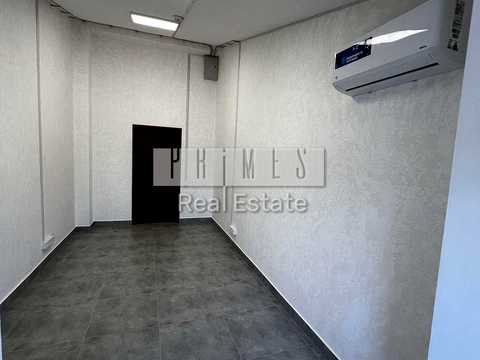 комерційна за адресою Межигірська вул., 87