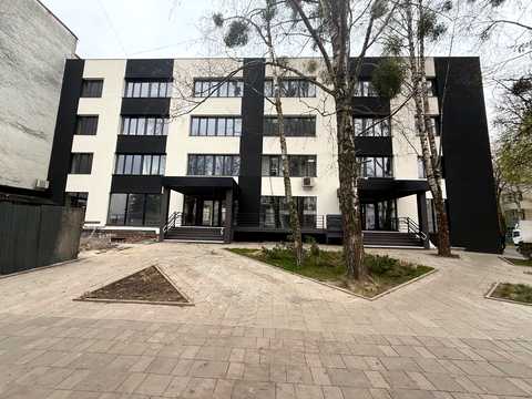 комерційна за адресою Рівне, Кавказька вул., 1