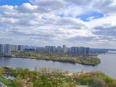 квартира за адресою Дніпровська набережна вул., 17-К