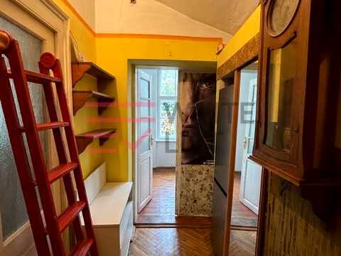 квартира за адресою Дзюби вул. (Володимира Маяковського), 3