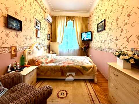 квартира за адресою Святослава Караванського вул. (Жуковського), 8