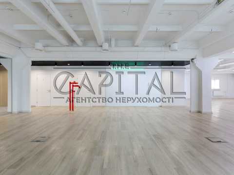 комерційна за адресою Князів Острозьких вул. (Московська), 23