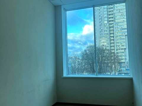 комерційна за адресою Сім'ї Бродських вул. (Смоленська), 33-31