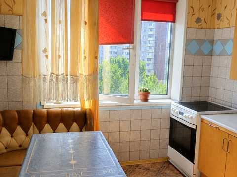 квартира за адресою Академіка Заболотного вул., 82