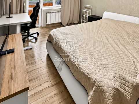 квартира за адресою Каштанова вул., 13