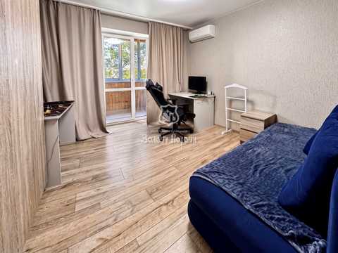 квартира за адресою Каштанова вул., 13