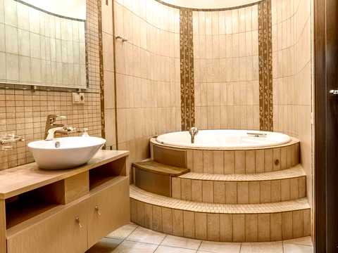 квартира по адресу Василия Тютюнника ул. (Анрі Барбюса), 5-В