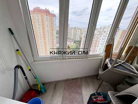 квартира по адресу Драгоманова ул., 4-А