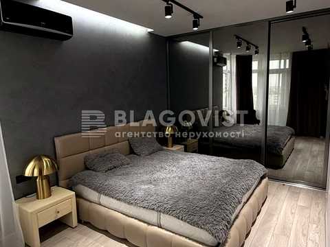 квартира за адресою Юнацька вул., 1
