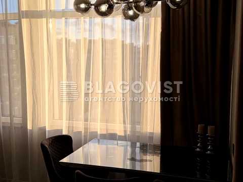 квартира за адресою Юнацька вул., 1