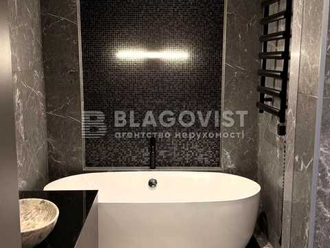 квартира за адресою Юнацька вул., 1