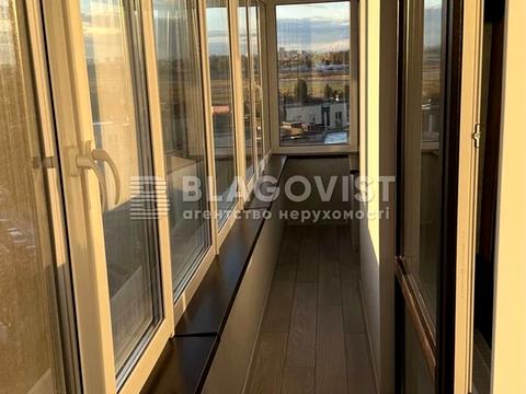 квартира за адресою Юнацька вул., 1