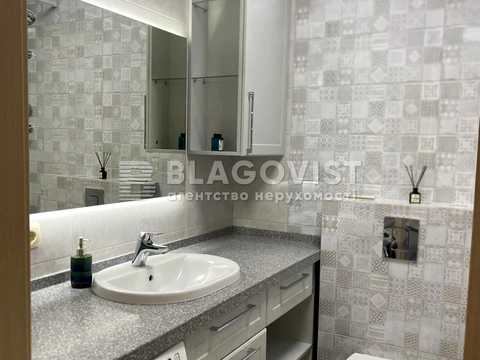 квартира за адресою Воскресенська вул., 18