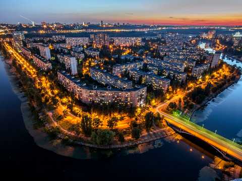 квартира за адресою Русанівська набережна вул., 8