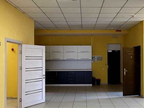 комерційна за адресою Шевченка вул., 47