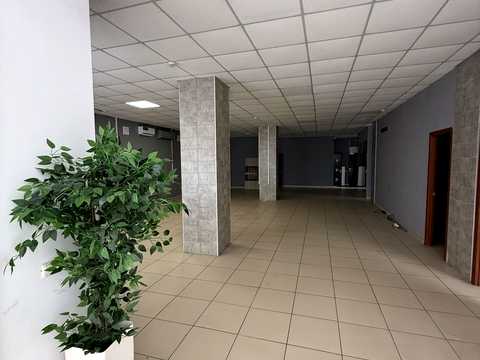 комерційна за адресою Шевченка вул., 47