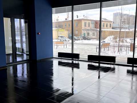 квартира за адресою Причальна вул., 10