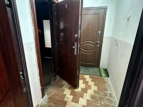 квартира за адресою Героїв 128-ї Бригади вул. (8 Березня), 42