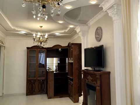 квартира за адресою Степана Бандери просп., 62