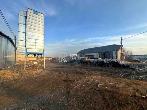 коммерческая по адресу пгт. Народичи, Визволителів ул., 35