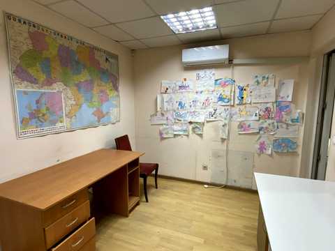 коммерческая по адресу Вулиця, 1