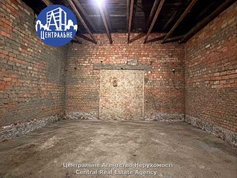 комерційна за адресою Чернівці, Індустріальний пров., 7