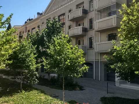 паркоместо по адресу с. Крыжановка, Парижская ул., 16