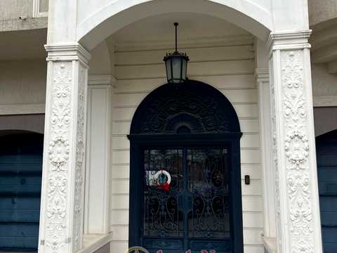 паркоместо по адресу с. Крыжановка, Парижская ул., 16