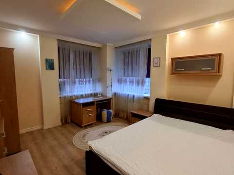 квартира за адресою Микільсько-Слобідська вул., 6-В