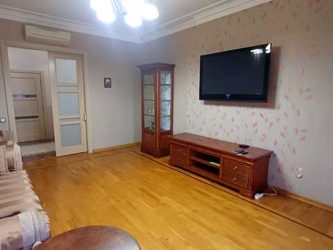 квартира за адресою Дмитрівська вул., 69