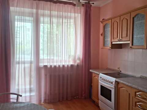 квартира за адресою Анни Ахматової вул., 13-Г