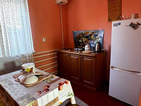дом по адресу пгт. Степановка, Квітнева