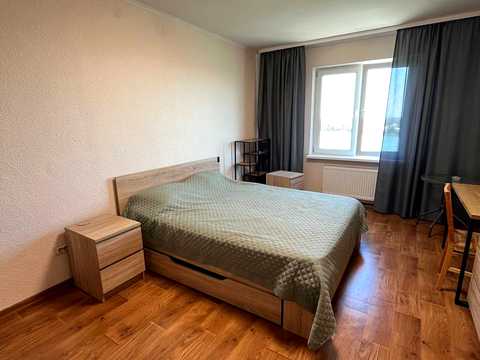 квартира за адресою Ревуцького вул., 54