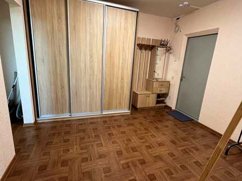квартира за адресою Ревуцького вул., 54