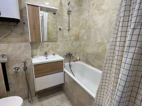 квартира за адресою Ревуцького вул., 54