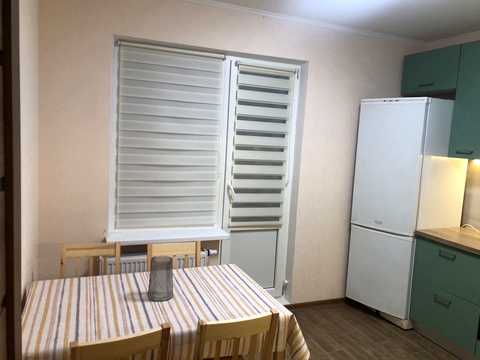 квартира за адресою Ревуцького вул., 54