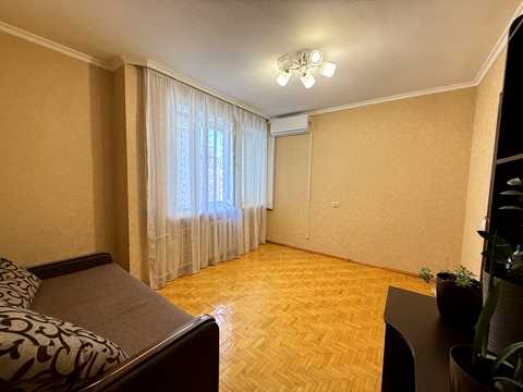 квартира за адресою Антоновича вул. (Горького), 103-А