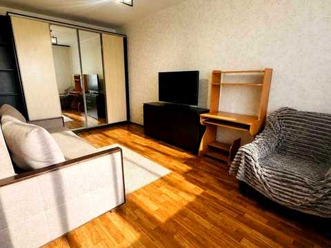квартира за адресою Бакинська вул., 37-Б
